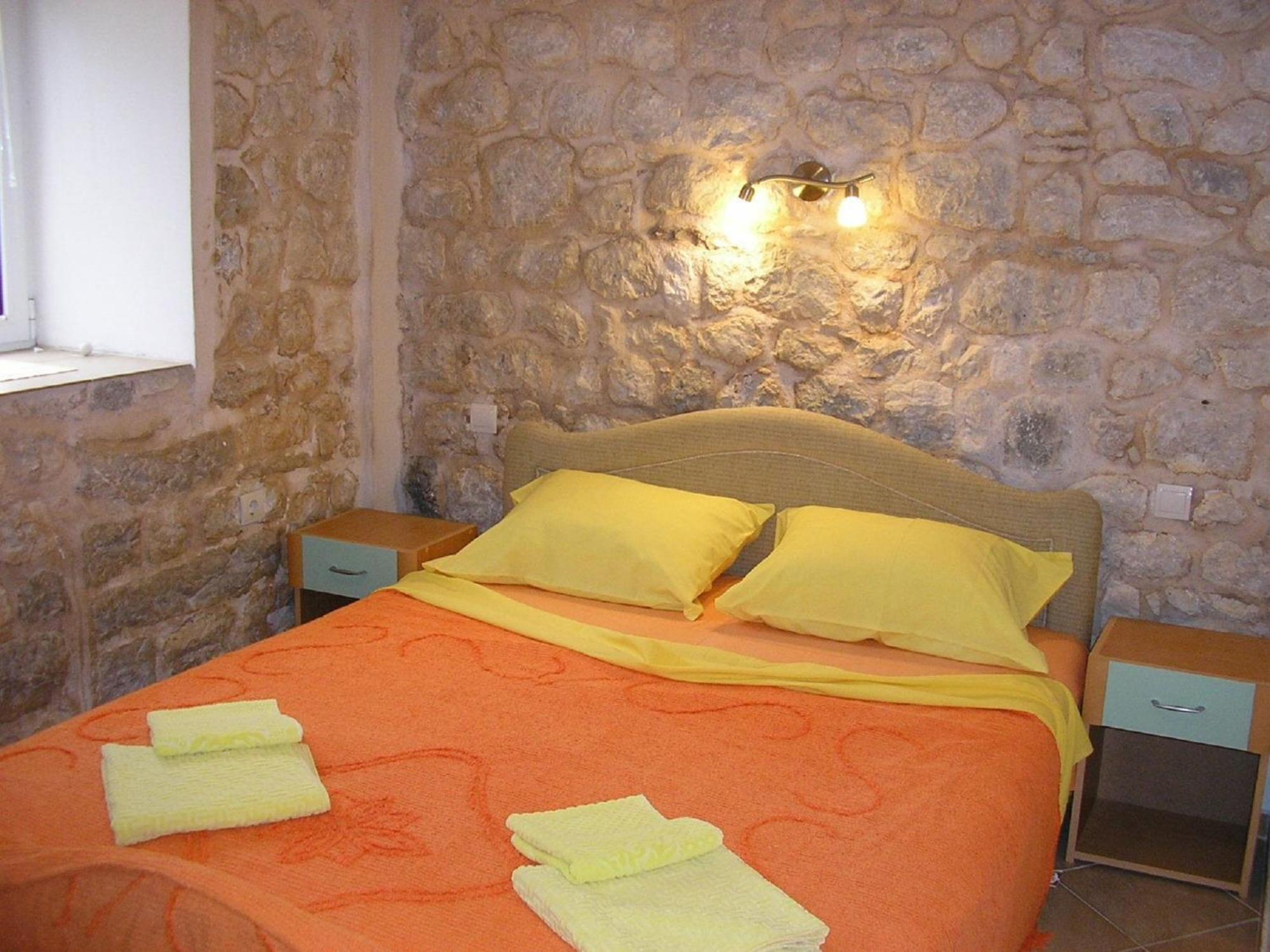 Apartments Vojvoda Kotor Exteriör bild
